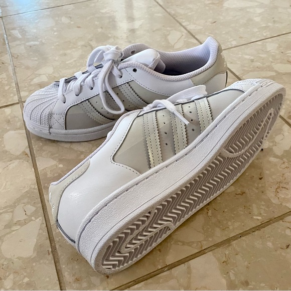 ADIDAS - Originals Superstar Shoes (NEW) - Picture 9 of 10